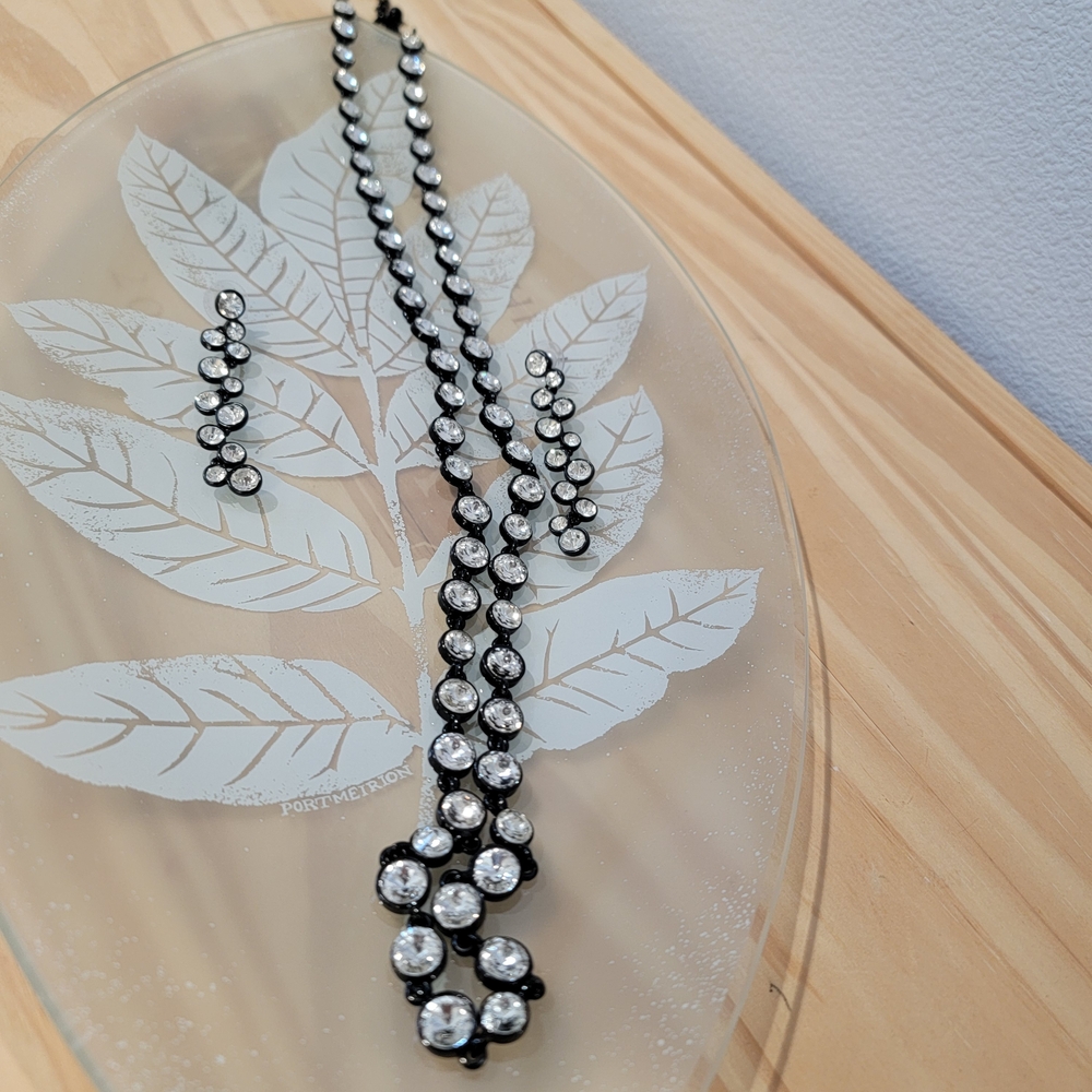 Elegant Crystal Necklace Earrings Set Sparkle Diamond Look
